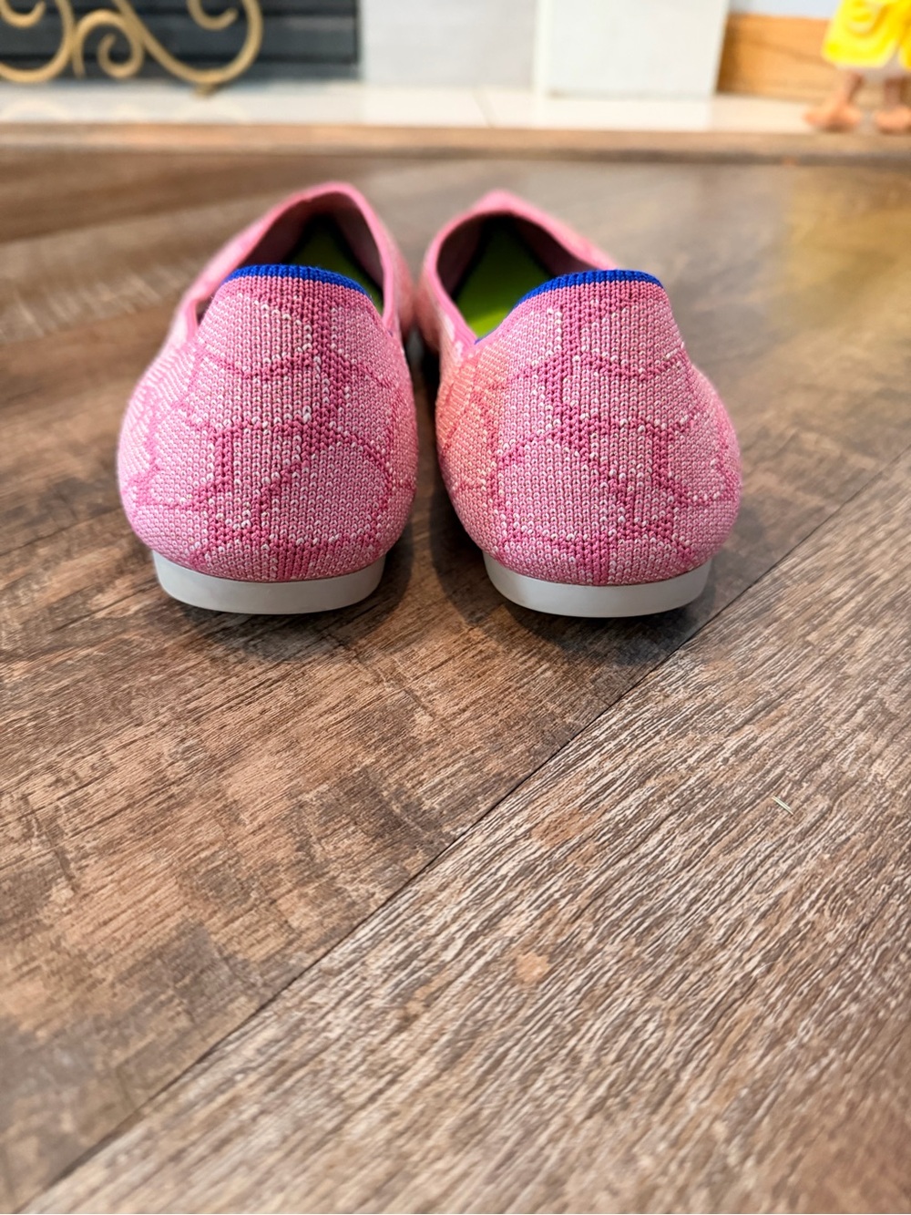 Rothy’s The Point Flats Women’s Size 10 Pink Patterned Knit Washable Pointed Toe - Picture 4 of 9